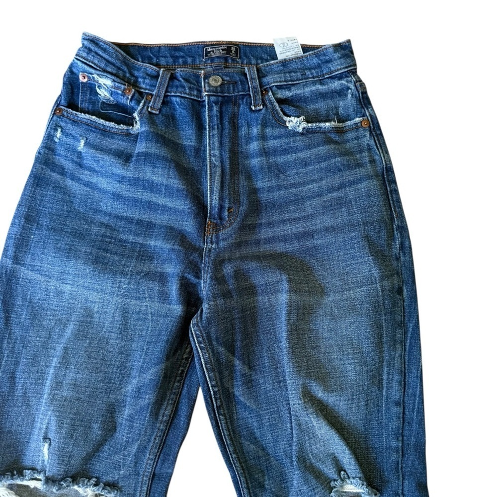Abercrombie Curve Love Ultra High Rise Straight Jeans Women’s 28/6R distressed - Picture 4 of 10